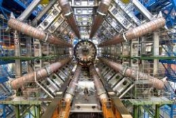 Równania Einsteina wykazują możliwość powstania czarnej dziury w LHC