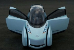 Nissan Land Glider Concept –elektryczny samochód, motocykl?