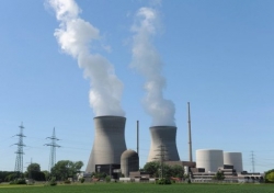 Europejscy liderzy chcą uniezależnić się energetycznie od państw wschodnich i Rosji dzięki energii atomowej