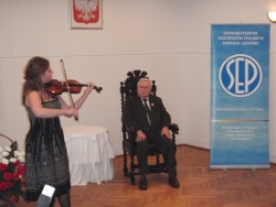 Lech Wałęsa nagrodzony medalem elektryków