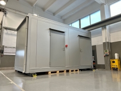Lekka kontenerowa stacja transformatorowa dla farm fotowoltaicznych z możliwością wpasowania jej w otoczenie