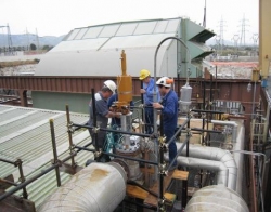 Serwisowanie serwocylindrów hydraulicznych do sterowania turbin gazowych i parowych