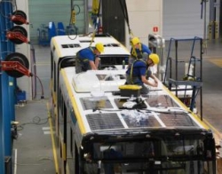 Solaris dostarczy Warszawie autobusy z panelami fotowoltaicznymi