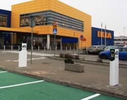 IKEA stawia stacje ładowania samochodów elektrycznych w Krakowie