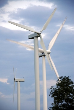 PSEW: „Przeciw” a nawet „za” dla energetyki wiatrowej