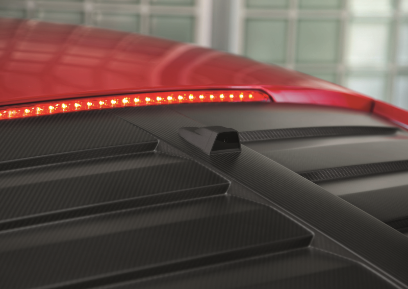 Inteligentna kamera w Audi R8 e-tron monitoruje przestrzeń za samochodem
