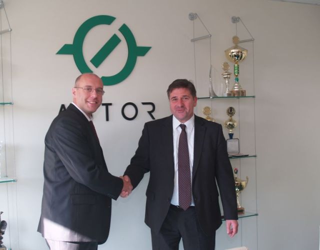 5 października 2012 roku firma ASTOR rozpoczęła dystrybucję szybkich robot&oacute;w SCARA japońskiego producenta - firmy EPSON.