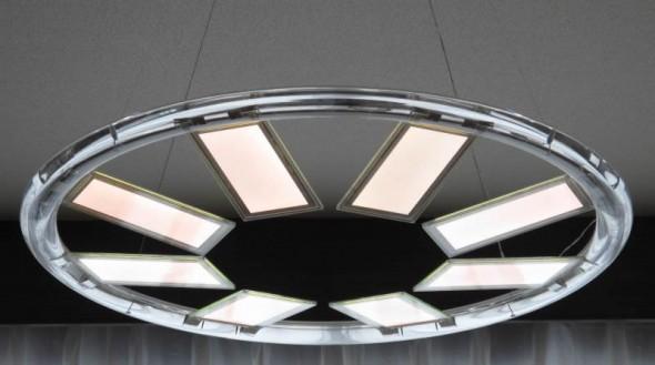 Toshiba prezentuje zasilane bezprzewodowo przeźroczyste lampy OLED
