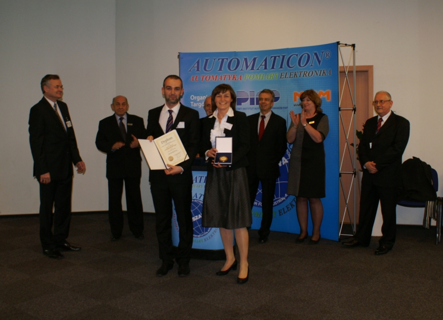Firma Bosch Rexroth otrzymała ZŁOTY MEDAL AUTOMATICON 2014 za nowatorską koncepcję OPEN CORE ENGIEERING Firma Bosch Rexroth otrzymała ZŁOTY MEDAL AUTOMATICON 2014 za nowatorską koncepcję OPEN CORE ENGIEERING