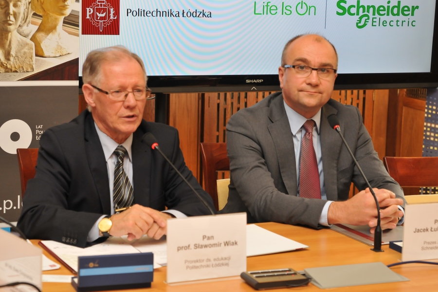 Dzięki współpracy Politechniki Łódzkiej i firmy Schneider Electric na uczelni ruszy nowa, jedyna w Polsce specjalizacja – Systemy Sterowania Inteligentnymi Budynkami Dzięki współpracy Politechniki Łódzkiej i firmy Schneider Electric na uczelni ruszy nowa, jedyna w Polsce specjalizacja – Systemy Sterowania Inteligentnymi Budynkami