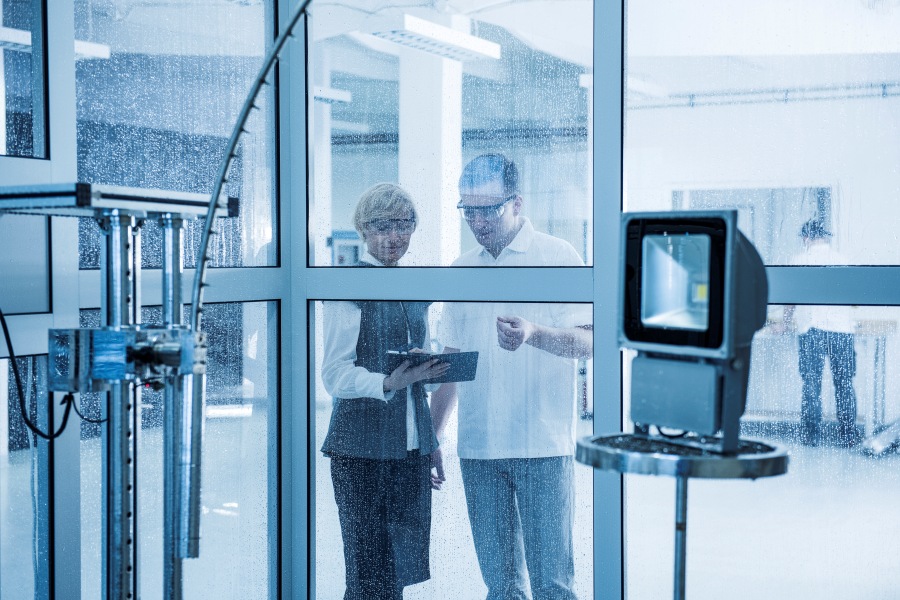KANLUX poddaje swoje produkty szczeg&oacute;łowej kontroli technicznej i badaniom we własnym laboratorium