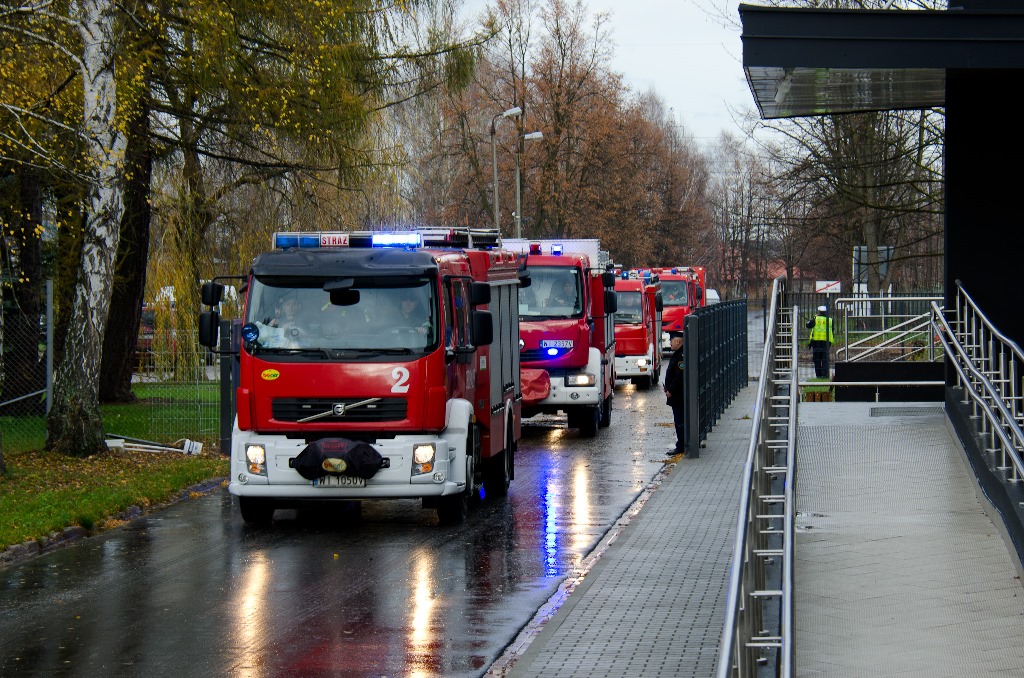Ćwiczenia antyterrorystyczne przy reaktorze jądrowym w Świerku Ćwiczenia antyterrorystyczne przy reaktorze jądrowym w Świerku