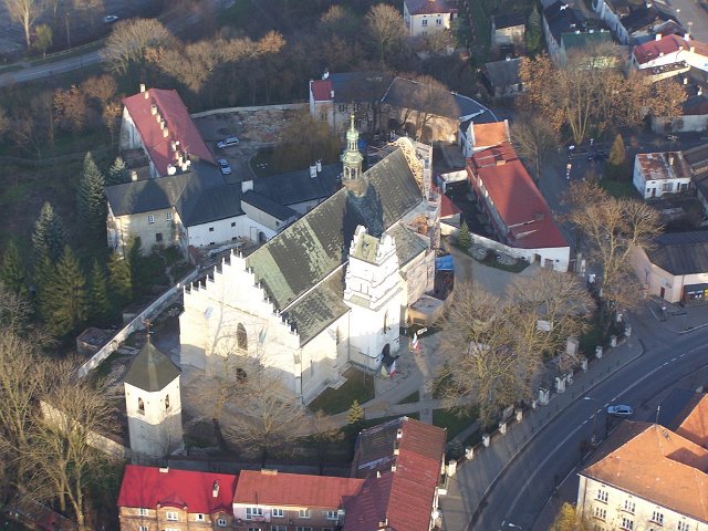 Kościół parafialny pw. Wniebowzięcia Najświętszej Maryi Panny w Kraśniku Kościół parafialny pw. Wniebowzięcia Najświętszej Maryi Panny w Kraśniku