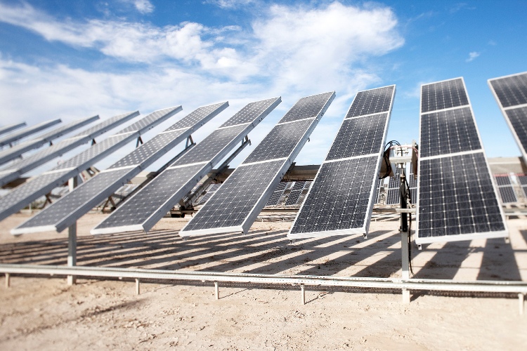 Nowy inwerter ABB powoduje znaczący wzrost wydajności instalacji solarnych instalacja solarna