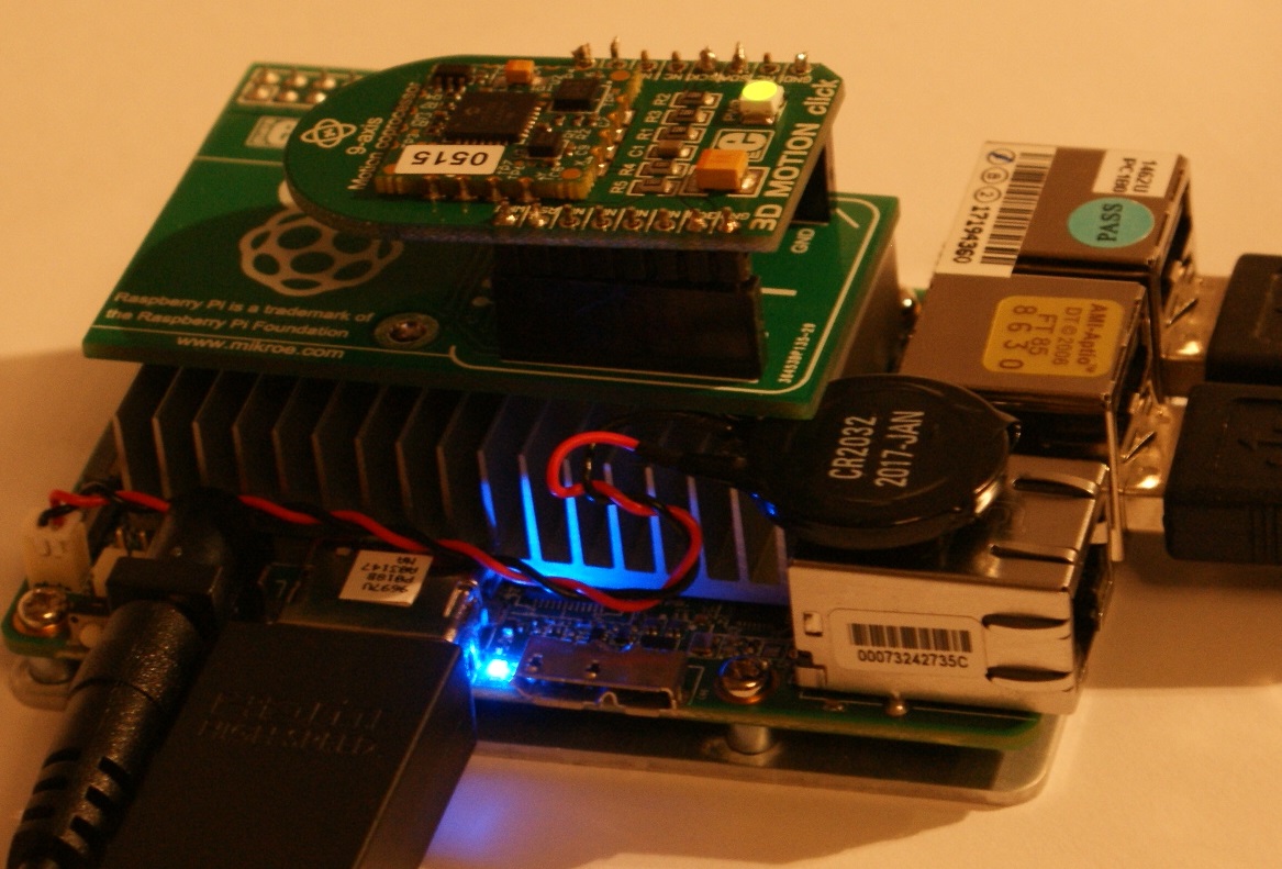 Rys. 9: UP Board z clickiem od Mikro Elektroniki Rys. 9: UP Board z clickiem od Mikro Elektroniki