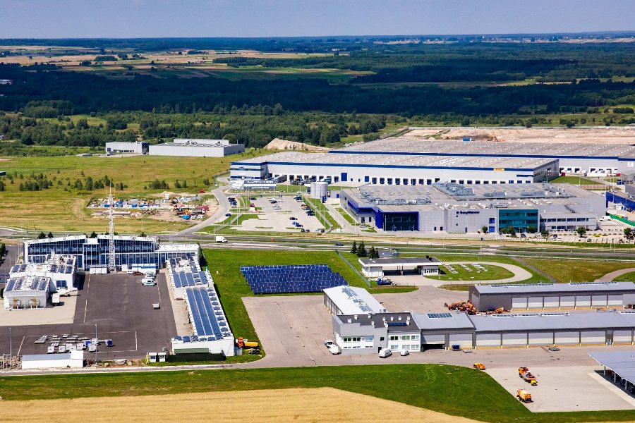 BorgWarner w Aeropolis fot. Tadeusz Poźniak Borg Warner w Aeropolis fot. Tadeusz Poźniak