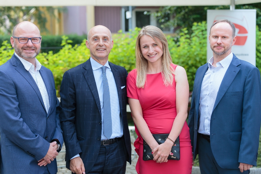 Przedstawiciele Beghelli wraz z Ambasadorem Włoch Przedstawiciele Beghelli wraz z Ambasadorem Włoch