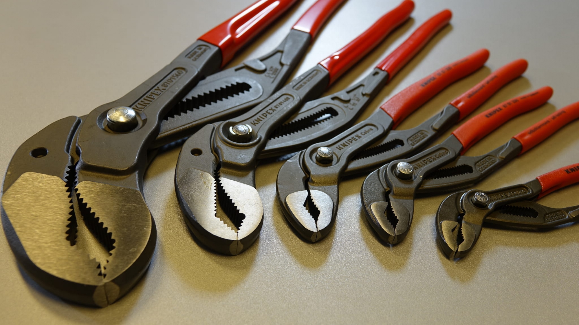 Zestaw szczypiec Knipex Cobra 87 01 180, 87 01 250, 87 01 300, 87 01 400, 87 01 560 mm
