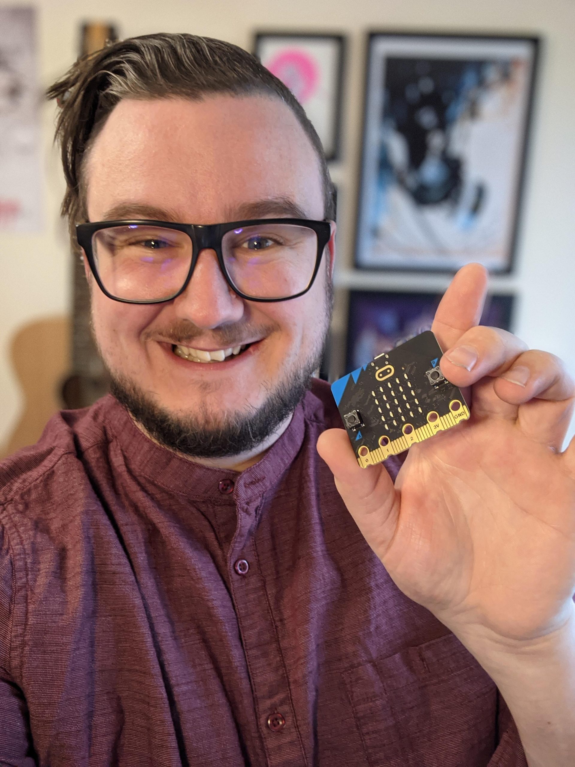 Farnell świętuje wyprodukowanie 5 milionów płytek micro:bit Farnell świętuje wyprodukowanie 5 milionów płytek micro:bit