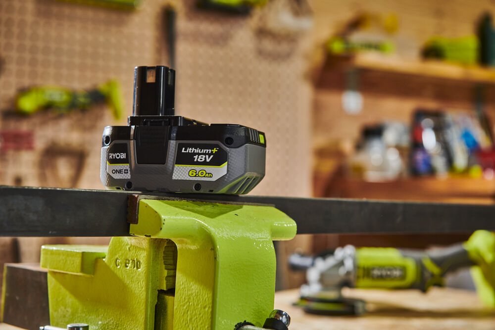 Akumulator do wkrętarki i innych narzędzi RYOBI system ONE+™ Akumulator do wkrętarki i innych narzędzi RYOBI system ONE+™