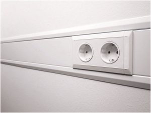System prowadzenia przewodów do ścian kartonowo – gipsowych – kanały elektroinstalacyjne tehalit.BKIS