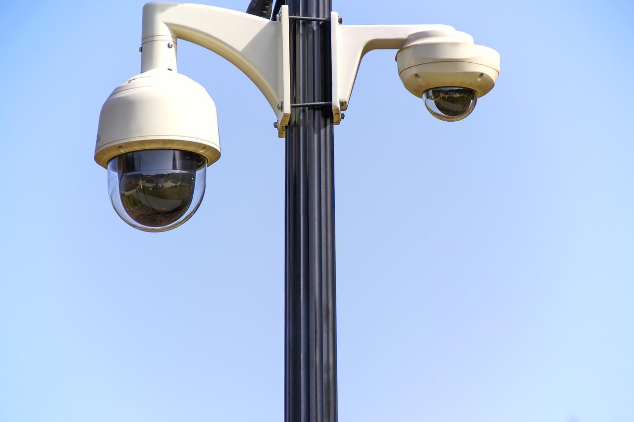 Kamery do monitoringu - rodzaje i różnice