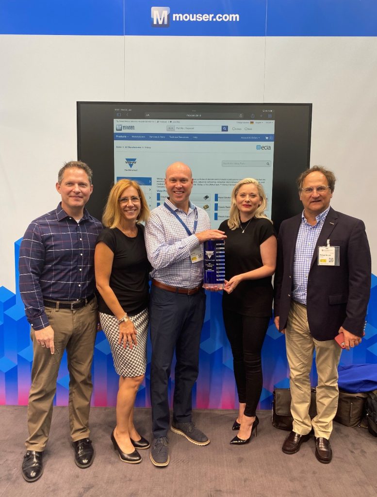 VishayAward: Hayne Shumate, Sr Vice President E-Business (Mouser), Claudia Daimer, Senior Supplier Marketing Manager EMEA (Mouser), Andy Kerr, Vice President Supplier Manager, Mouser, Annika Schn