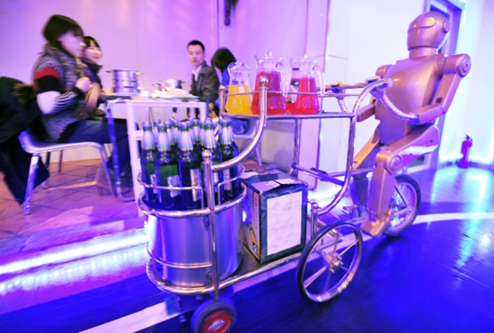 Robot idealnym kelnerem