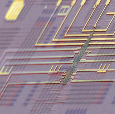 Naukowcy stworzyli pierwszy progrmowalny nanoprocesor