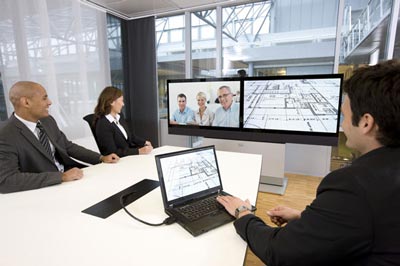 Firma Cisco rozszerza zasięg technologii wideo i współpracy dzięki nowym punktom końcowym oraz funkcjom nagrywania i analizowania systemu Cisco TelePresence