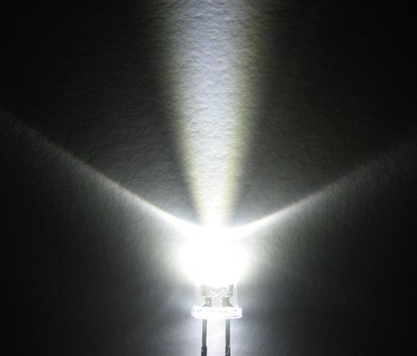Biała dioda LED