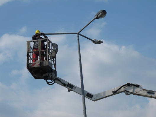 Instalacja lamp ledowych na Węźle Kowale.