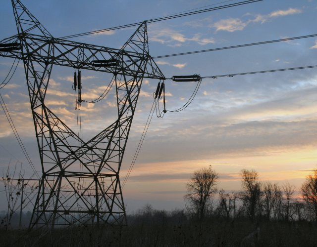 Sieć elektroenergetyczna wysokiego napięcia