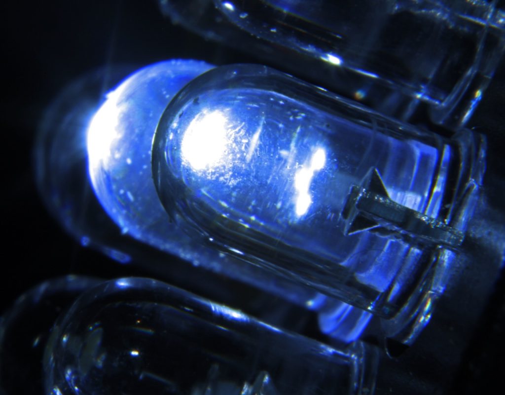 Niebieska dioda LED