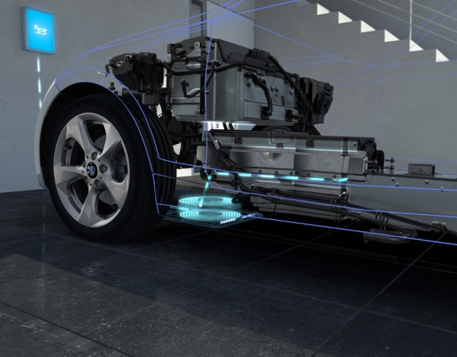 BMW i Mercedes-Benz pracują nad systemami indukcyjnego ładowania samochodów elektrycznych