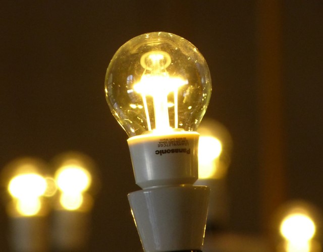 Lampy LED zainstalowane W praskim zamku na Hradczanach