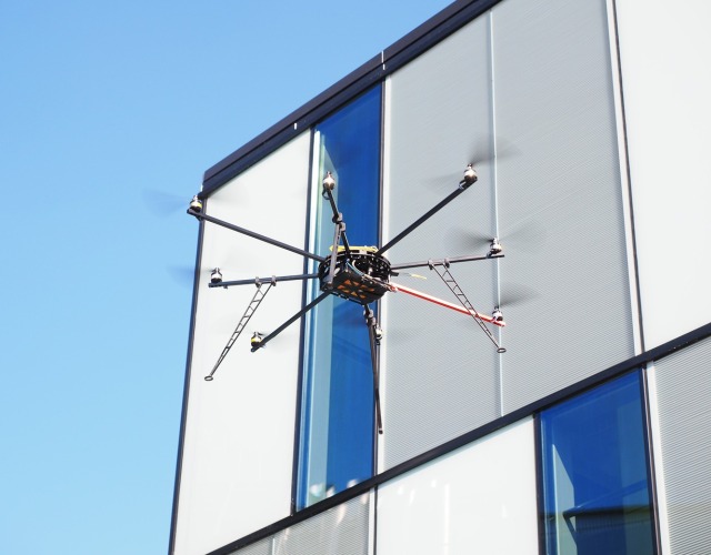 Dron