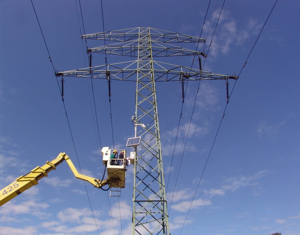 TAURON zwiększa możliwości przesyłowe sieci energetycznych