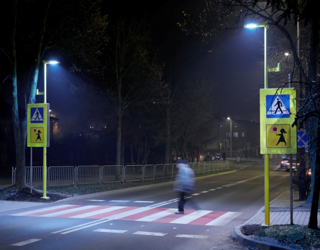 Inteligentne oświetlenie przejścia dla pieszych