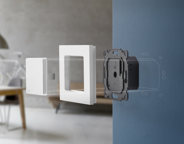 Danfoss wyznacza nowe standardy wzornictwa dla pokojowych termostatów do ogrzewania podłogowego, prezentując nową serię termostatów — Danfoss Icon™