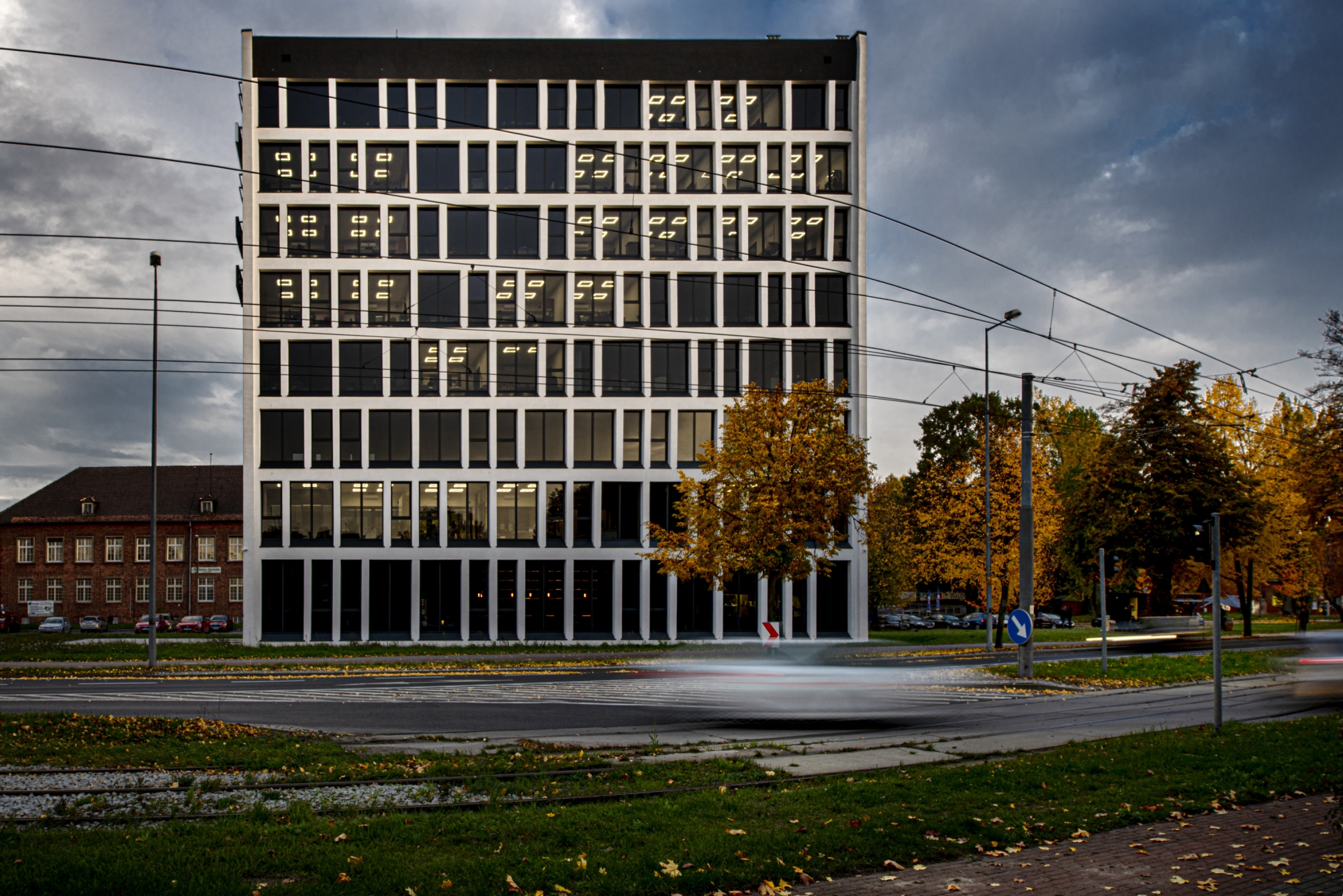 Budynek biurowy Zakładów Włókien Chemicznych "Stilon"