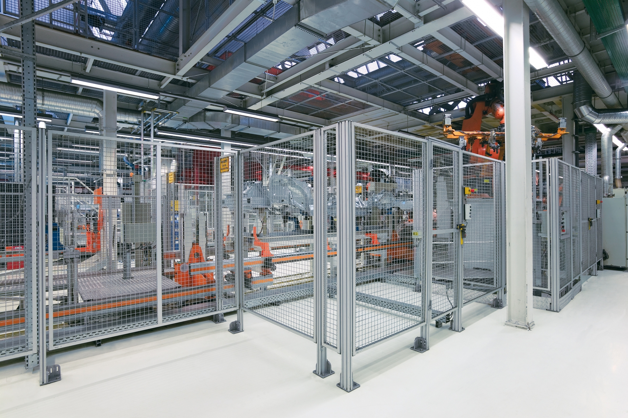 Dzięki komponentom EcoSafe firmy Bosch Rexroth wygrodzenia ochronne można montować w sposób szybszy i bardziej elastyczny, przy niższych kosztach (Zdjęcie: Bosch Rexroth AG)