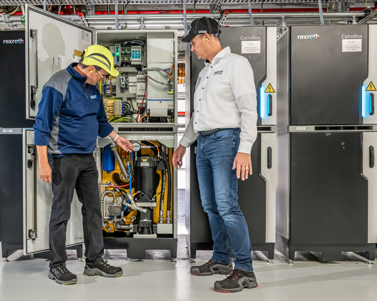 Wnętrze jednostki hydraulicznej CytroBox w zakładzie SKF w Lüchow (Źródło: Bosch Rexroth AG) Wnętrze jednostki hydraulicznej CytroBox w zakładzie SKF w Lüchow (Źródło: Bosch Rexroth AG)