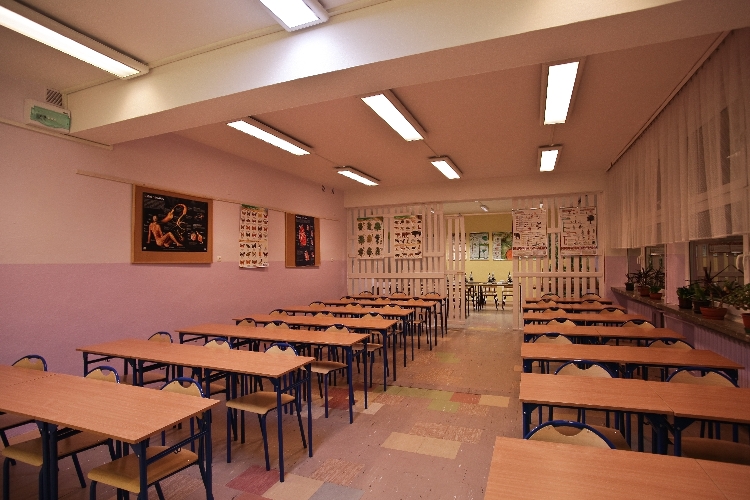 Szkolna pracownia w Bełchatowie oświetlona systemem Philips SchoolVision