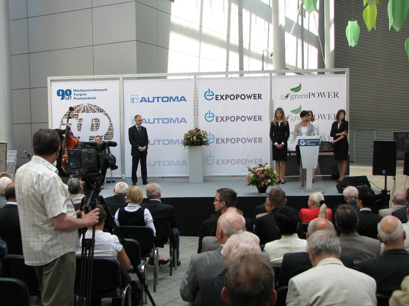 Podczas uroczystej gali w Alei Lipowej w kompleksie pawilonów 7 i 8 odbyła się ceremonia otwarcia targów EXPOPOWER, GREENPOWER i AUTOMA. Podczas uroczystej gali w Alei Lipowej w kompleksie pawilonów 7 i 8 odbyła się ceremonia otwarcia targów EXPOPOWER, GREENPOWER i AUTOMA.