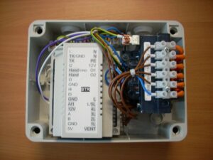 Regulator napięcia STR firmy Bartosz