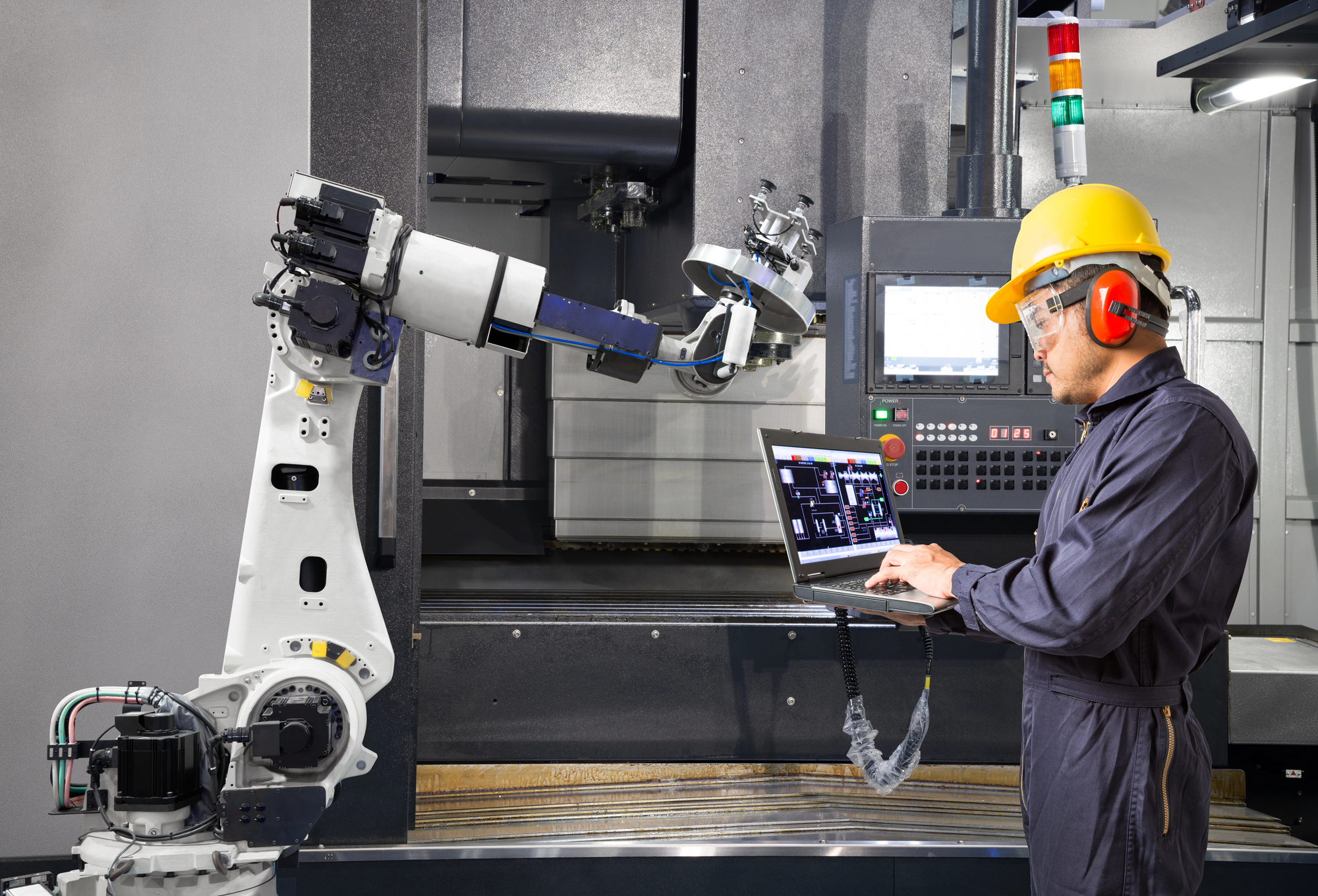 Operator maszyn CNC Schmölln (TR-AS-DE)