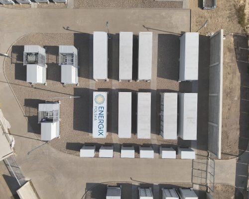 Magazyn Energii Nowe Czarnowo I, należący do Energix Polska i optymalizowany przez Axpo, jest pierwszym magazynem energii w Polsce, który uzyskał kwalifikację do świadczenia usług systemowych na rzecz krajowego systemu elektroenergetycznego.