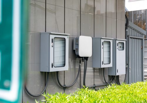 Nowe unijne porozumienie zakłada skokowy rozwój BESS. Ekspert SMA Solar Technology wyjaśnia, dlaczego o rentowności magazynów energii zdecyduje technologia.