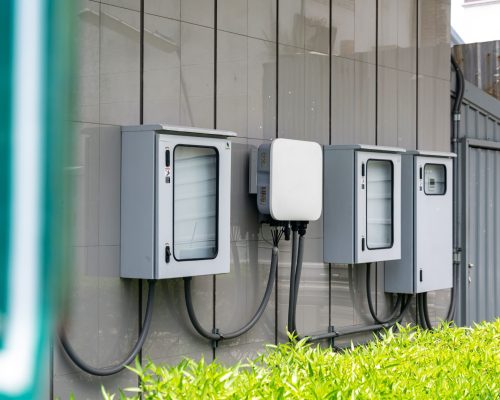 Nowe unijne porozumienie zakłada skokowy rozwój BESS. Ekspert SMA Solar Technology wyjaśnia, dlaczego o rentowności magazynów energii zdecyduje technologia.